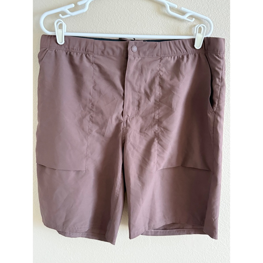 Mountain Hardwear Mens Hiking Shorts Brown Size 36 Elastic Waist Zip Pocket